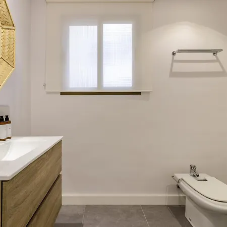 Malagueta By Caleta Homes * Malaga